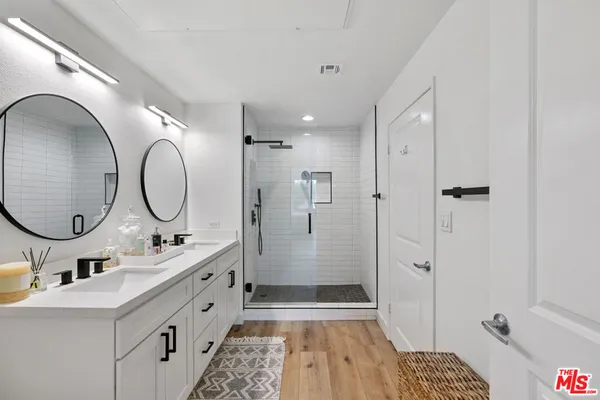 $3,995 | 6400 Crescent Parkway, Unit 113, Playa Vista, CA 90094