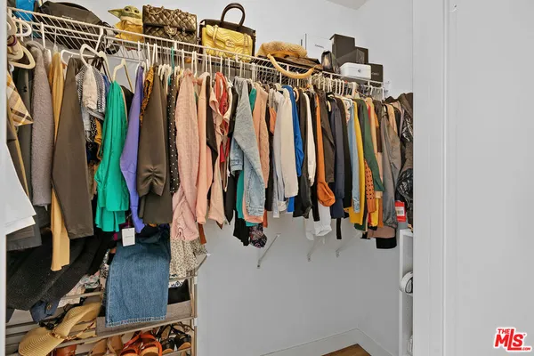 $3,995 | 6400 Crescent Parkway, Unit 113, Playa Vista, CA 90094