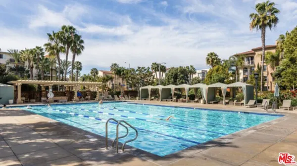 $3,995 | 6400 Crescent Parkway, Unit 113, Playa Vista, CA 90094