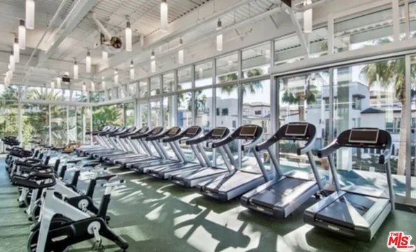 $3,995 | 6400 Crescent Parkway, Unit 113, Playa Vista, CA 90094