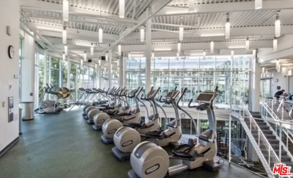 $3,995 | 6400 Crescent Parkway, Unit 113, Playa Vista, CA 90094