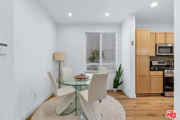 $3,995 | 6400 Crescent Parkway, Unit 113, Playa Vista, CA 90094