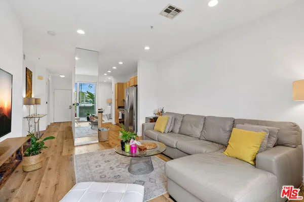 $3,995 | 6400 Crescent Parkway, Unit 113, Playa Vista, CA 90094