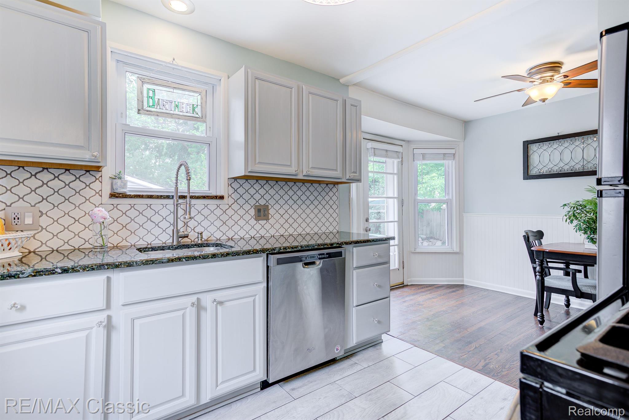 1673 Dorothea Road Berkley, MI 48072 - Photo 10 of 41 Gallery Image 10