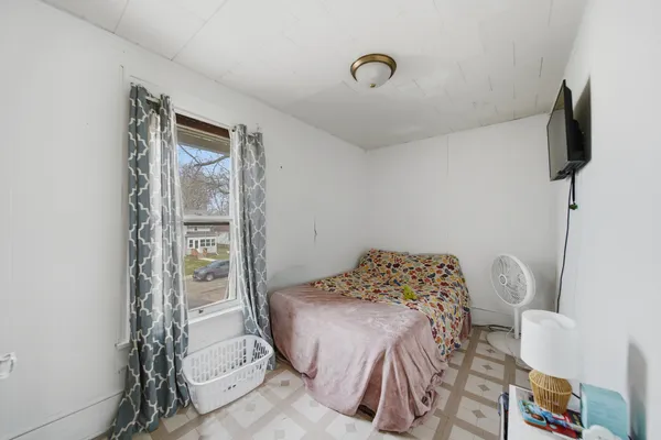 $85,000 | 911 West 5th Street, Sterling, IL 61081