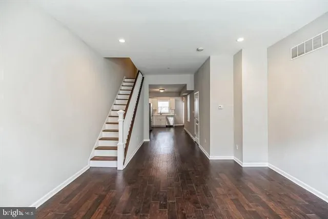 $2,100 | 2228 North Howard Street, Philadelphia, PA 19133