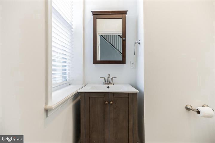 2228 North Howard Street Philadelphia, PA 19133 - Photo 8 of 14