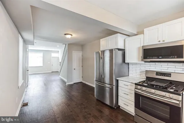 $2,100 | 2228 North Howard Street, Philadelphia, PA 19133