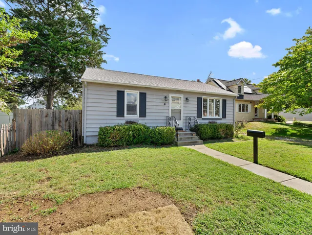 $2,500 | 41 Cherry Street, Medford, NJ 08055