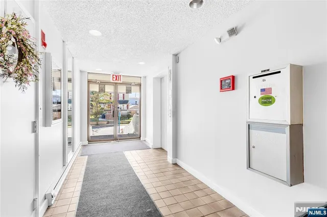 $330,000 | 10 Orchard Street, Unit 3E, Hackensack, NJ 07601