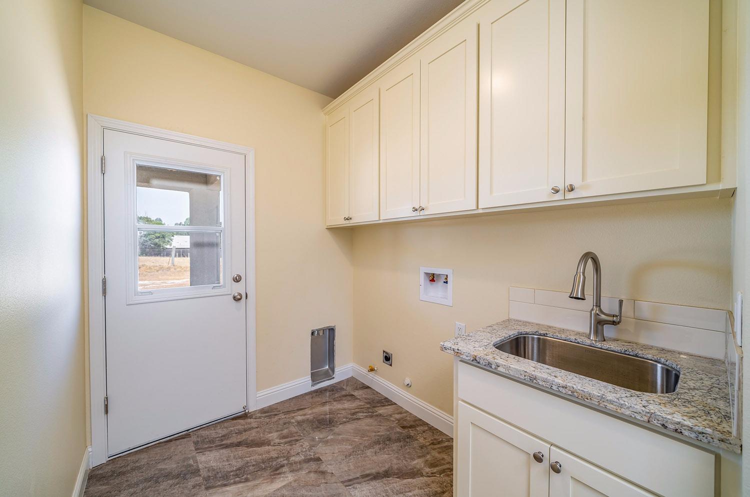 16750 Paula Road Madera, CA 93636 - Photo 14 of 47 Gallery Image 14
