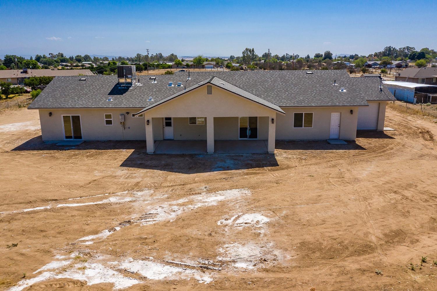 16750 Paula Road Madera, CA 93636 - Photo 3 of 47 Gallery Image 3