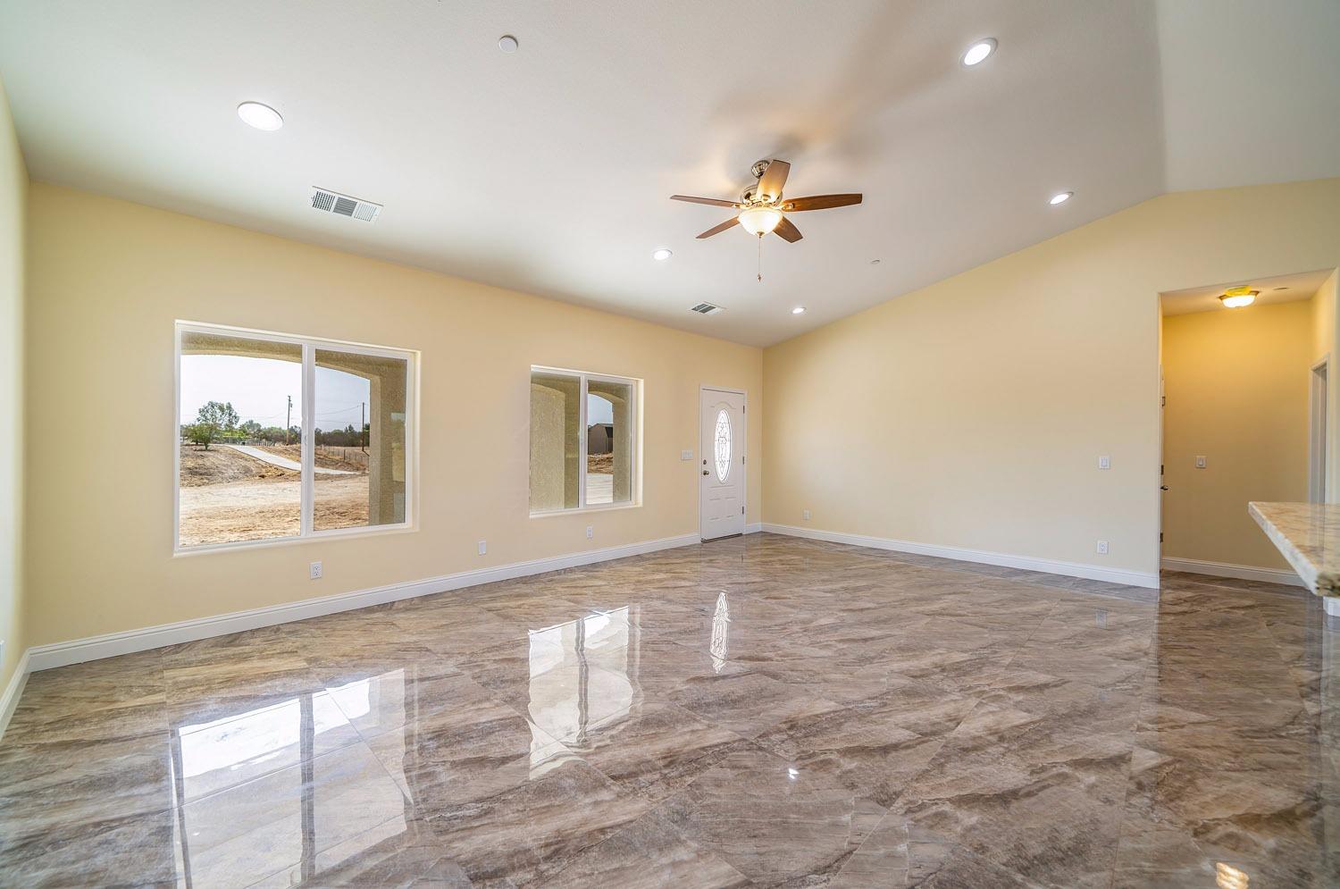 16750 Paula Road Madera, CA 93636 - Photo 6 of 47 Gallery Image 6