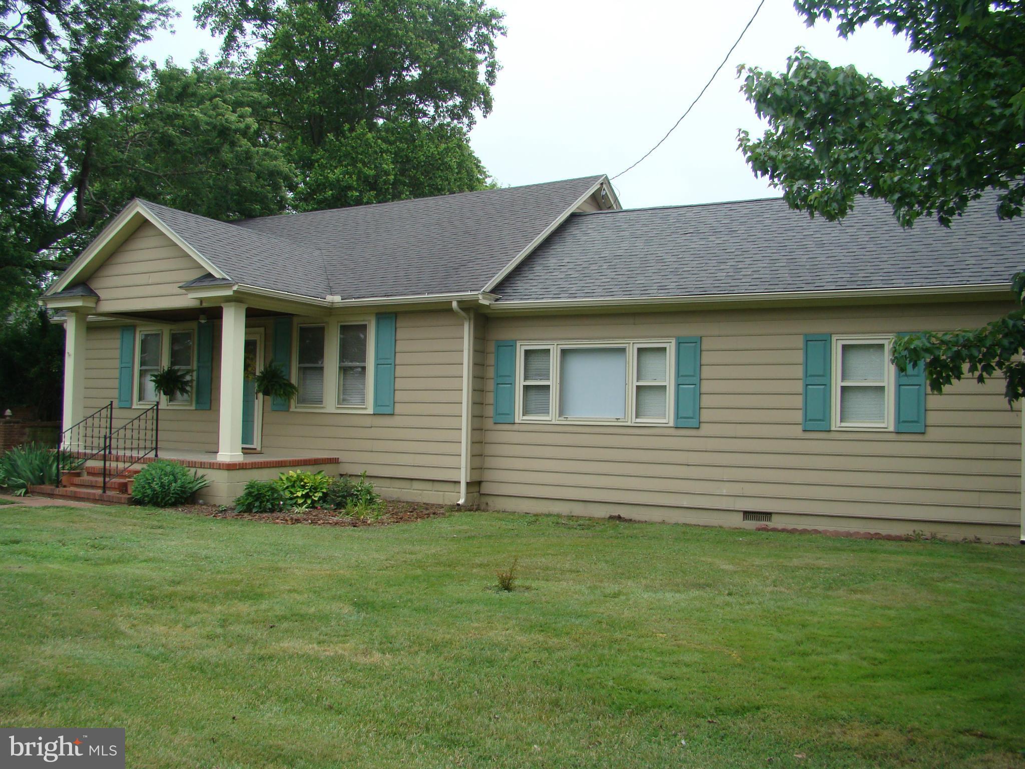 Exterior (Front)