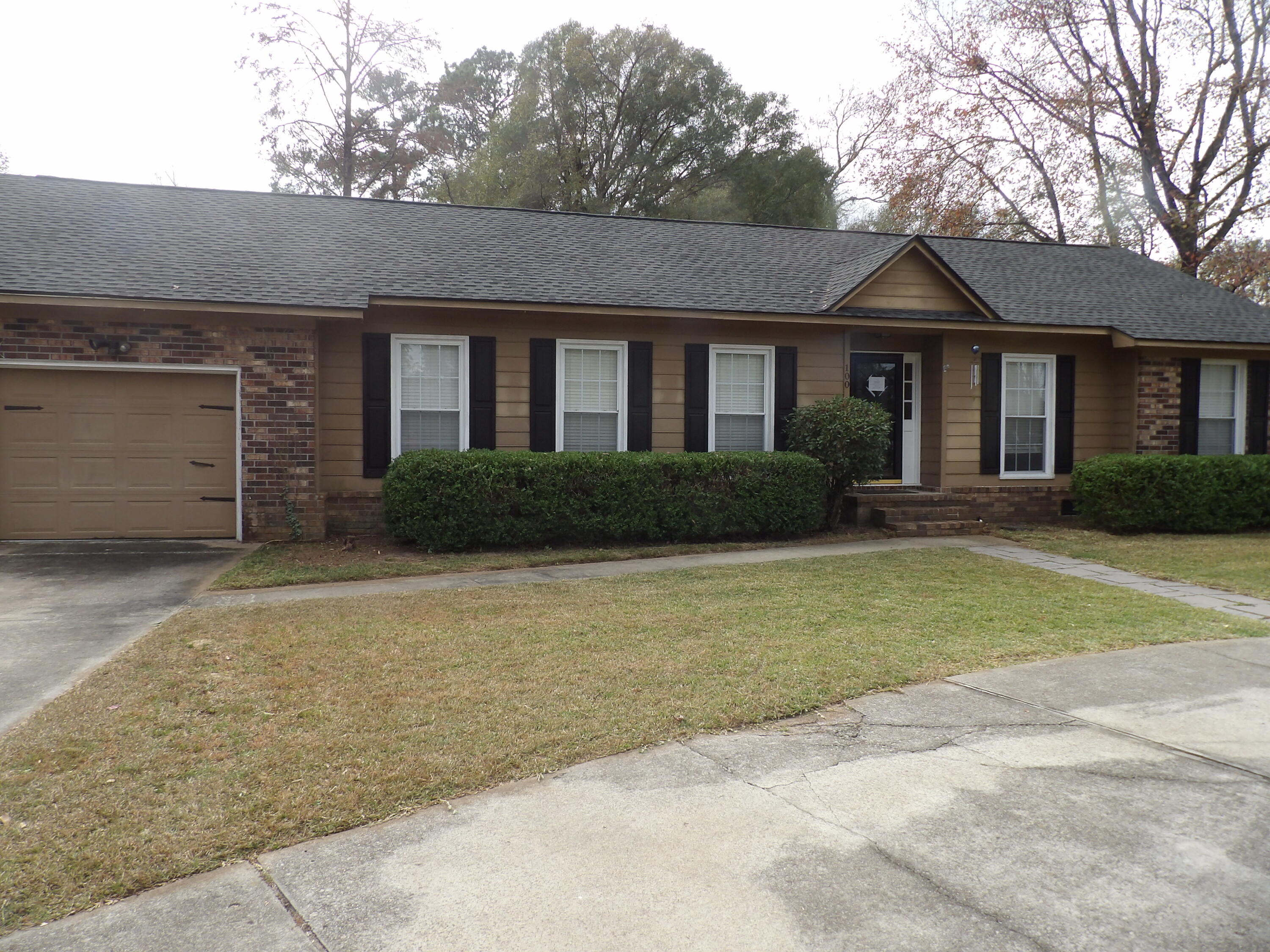 100 Nighthawk Lane Summerville, SC 29485 - Photo 1 of 12 181_6685