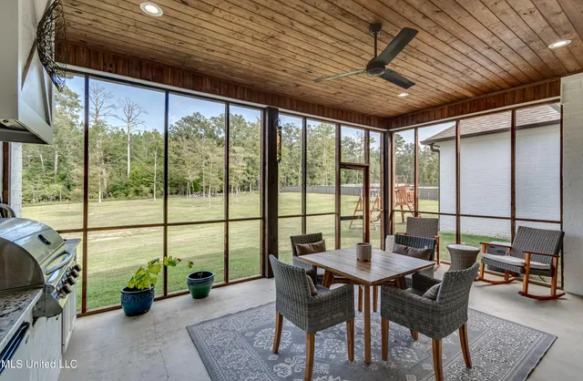 $639,900 | 758 Cotton Creek Trail, Brandon, MS 39047