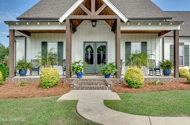 $639,900 | 758 Cotton Creek Trail, Brandon, MS 39047