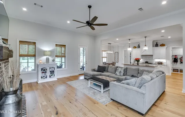 $639,900 | 758 Cotton Creek Trail, Brandon, MS 39047