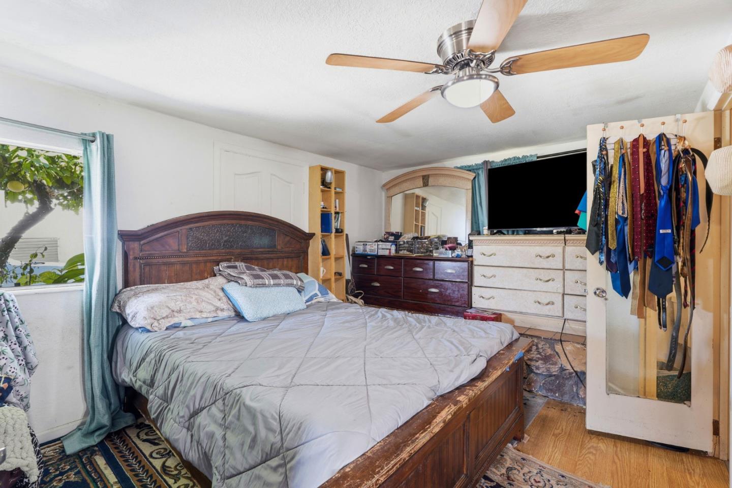 10128 Clayton Road San Jose, CA 95127 - Photo 15 of 50