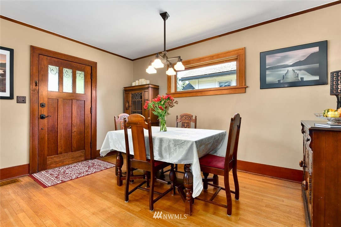511 North 80th Street Seattle, WA 98103 - Photo 2 of 25 Gallery Image 2