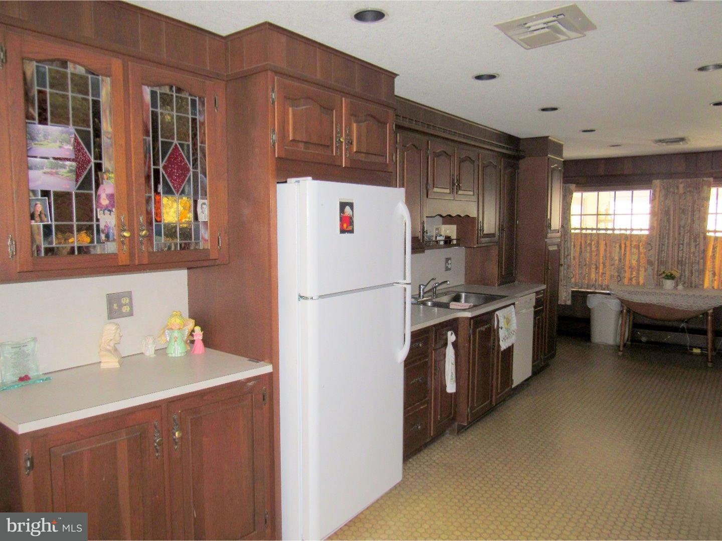 108 Cowpath Road Souderton, PA 18964 - Photo 6 of 25 Kitchen