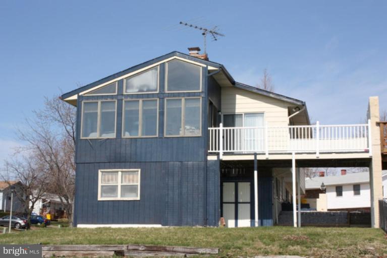 213 Atlanta Road Pasadena, MD 21122 - Photo 1 of 23 Exterior (Main)