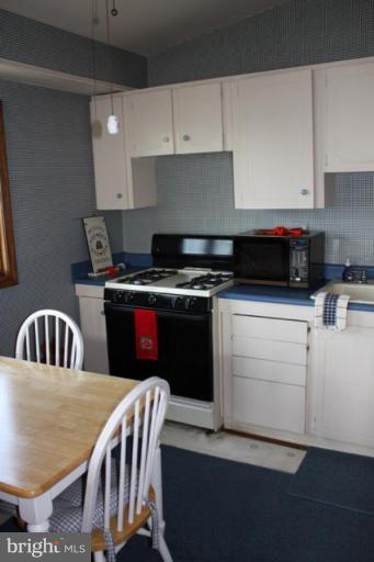 213 Atlanta Road Pasadena, MD 21122 - Photo 9 of 23 Kitchen #2