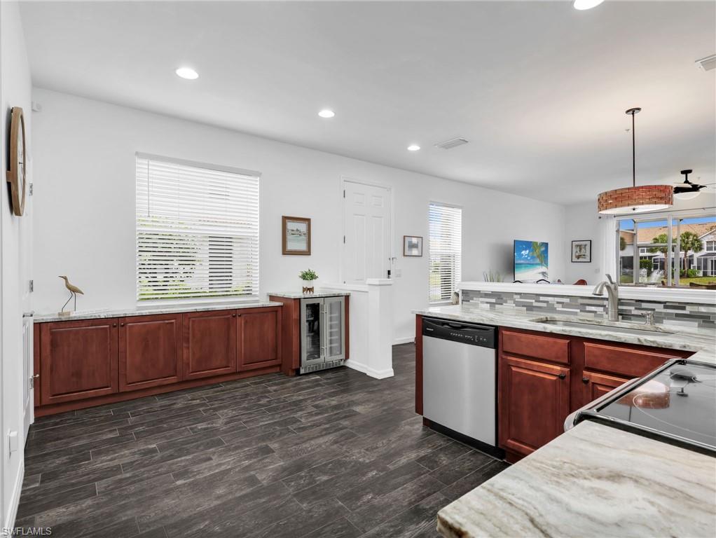 15620 Marcello Circle, Unit 160 Naples, FL 34110 - Photo 7 of 38