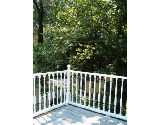 101 Blue Hills Road Amherst, MA 01002 - Photo 24 of 30 Gallery Image 24