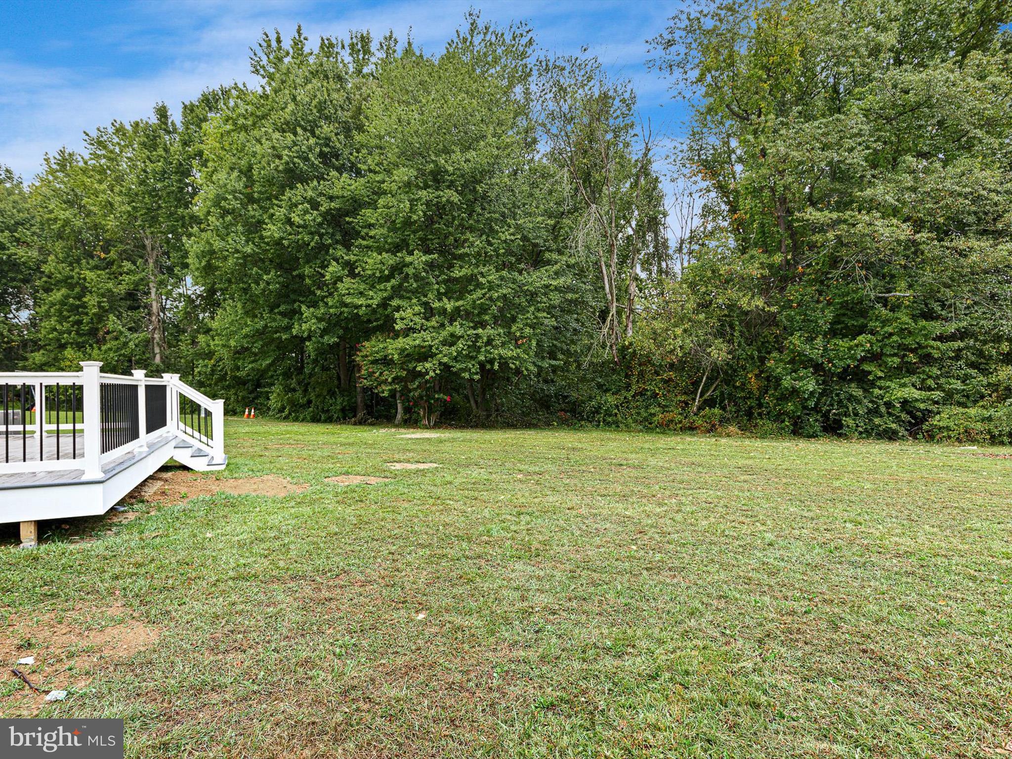 14 3 Rivers Court Newark, DE 19702 - Photo 20 of 21 a view of a yard with a house and yard