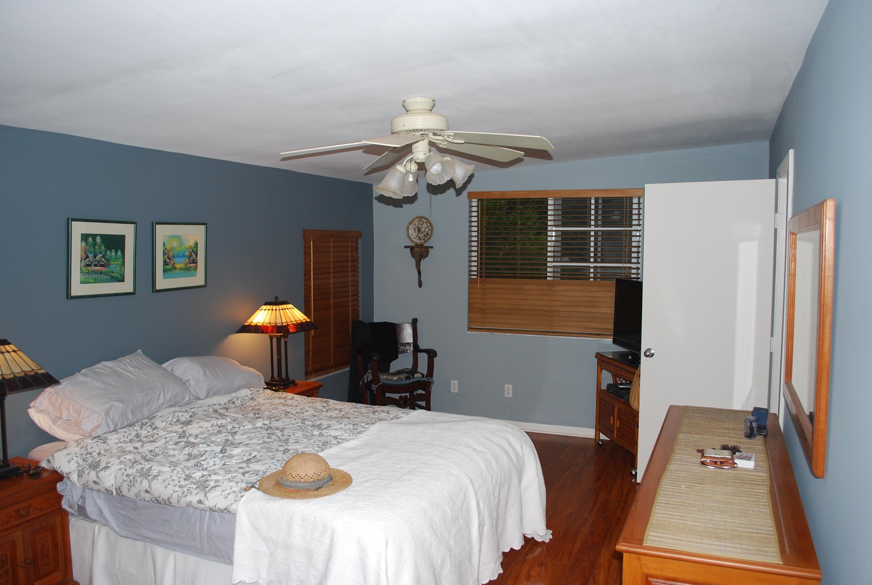 6 Fayette Drive Ocean Ridge, FL 33435 - Photo 3 of 11 DSC_0446