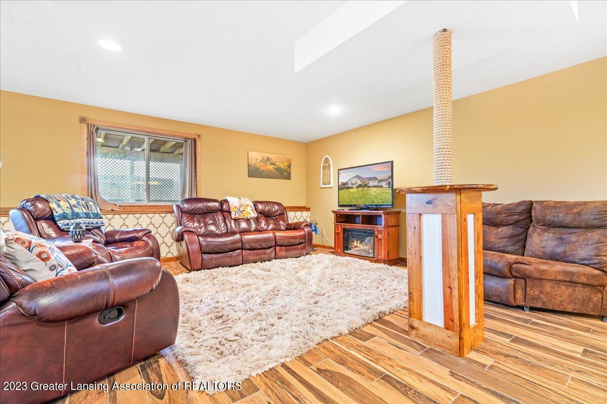 4589 Stone Road Onondaga, MI 49264 - Photo 26 of 51 45-Media Jett-30