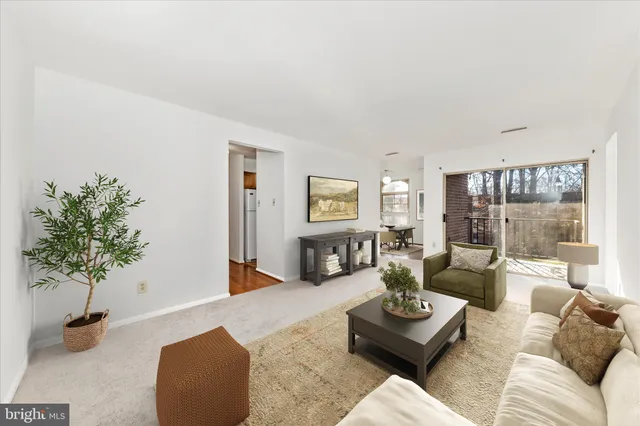 $245,000 | 3316 Woodburn Village Drive, Unit 12, Annandale, VA 22003