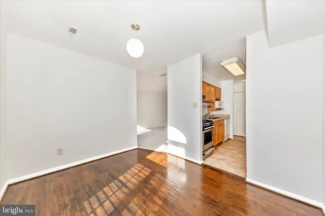 $245,000 | 3316 Woodburn Village Drive, Unit 12, Annandale, VA 22003