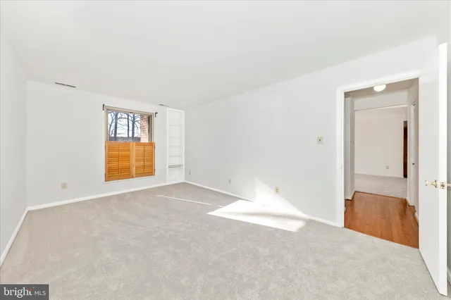 $245,000 | 3316 Woodburn Village Drive, Unit 12, Annandale, VA 22003