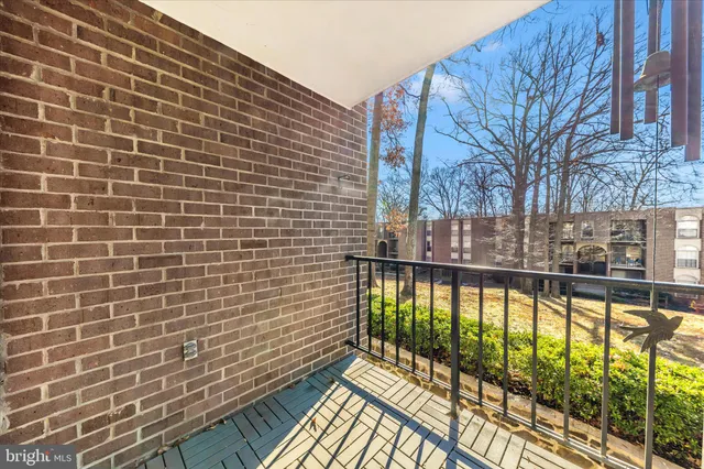 $245,000 | 3316 Woodburn Village Drive, Unit 12, Annandale, VA 22003