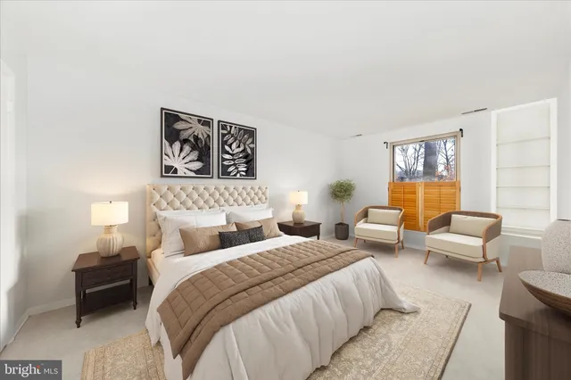 $245,000 | 3316 Woodburn Village Drive, Unit 12, Annandale, VA 22003