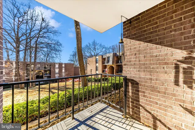 $245,000 | 3316 Woodburn Village Drive, Unit 12, Annandale, VA 22003