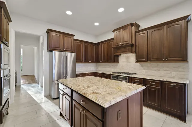 $695,000 | 18610 Winterton Cliff Court, Cypress, TX 77429