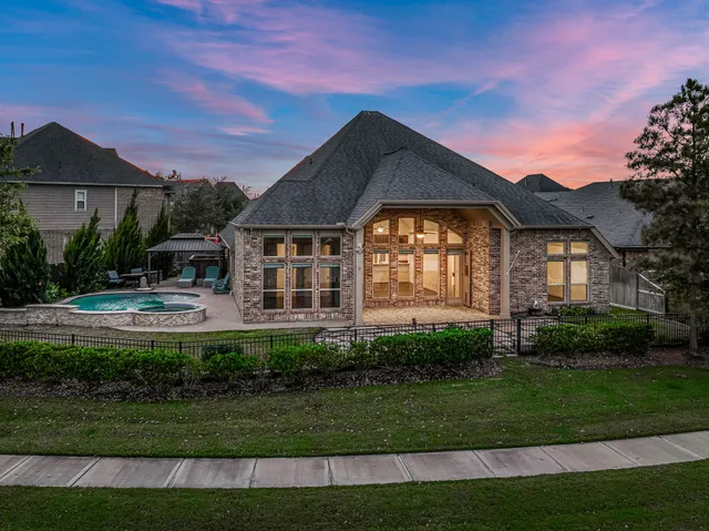 $695,000 | 18610 Winterton Cliff Court, Cypress, TX 77429