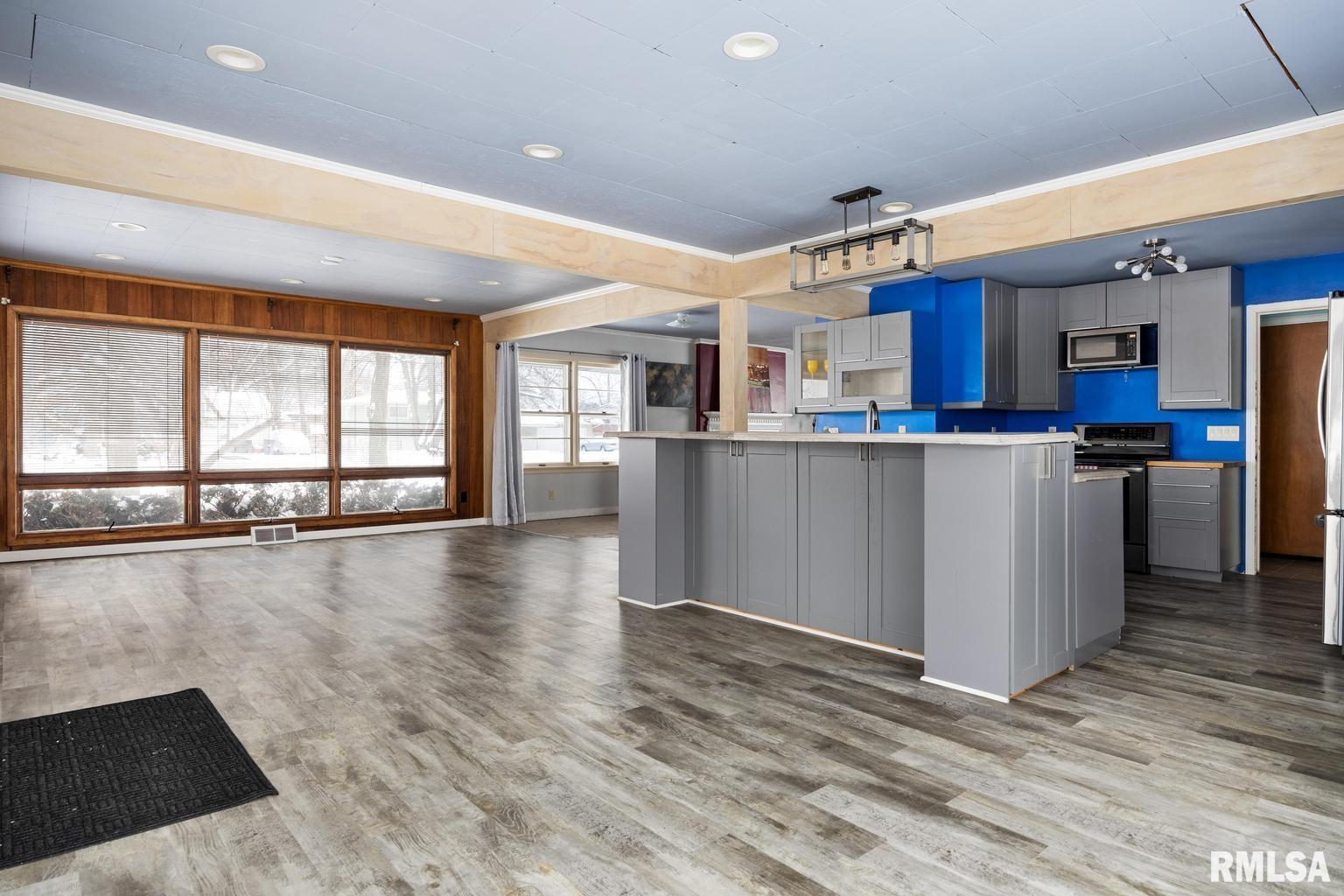 8653 North Picture Ridge Road Peoria, IL 61615 - Photo 11 of 36 Gallery Image 11