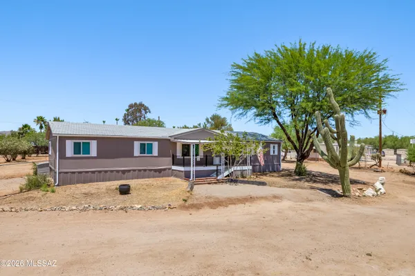 $385,000 | 15535 North Oracle Road, Tucson, AZ 85739