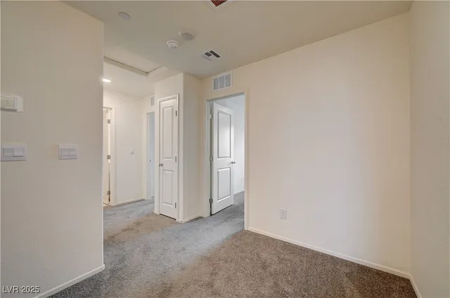 $359,999 | 542 Foothill Cove Lane, Henderson, NV 89002