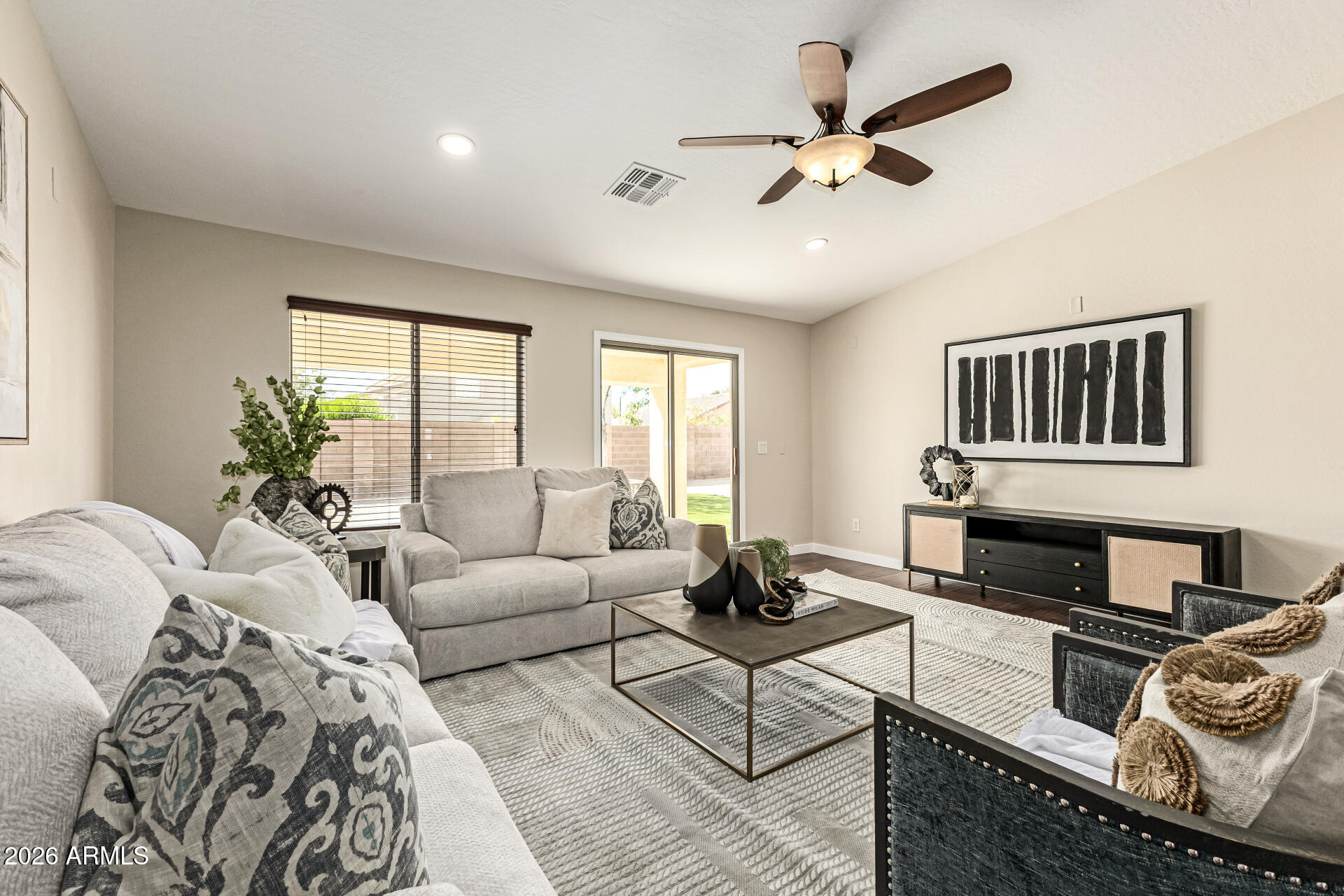 2531 East Electra Lane Phoenix, AZ 85024 - Photo 12 of 38 12-Electra