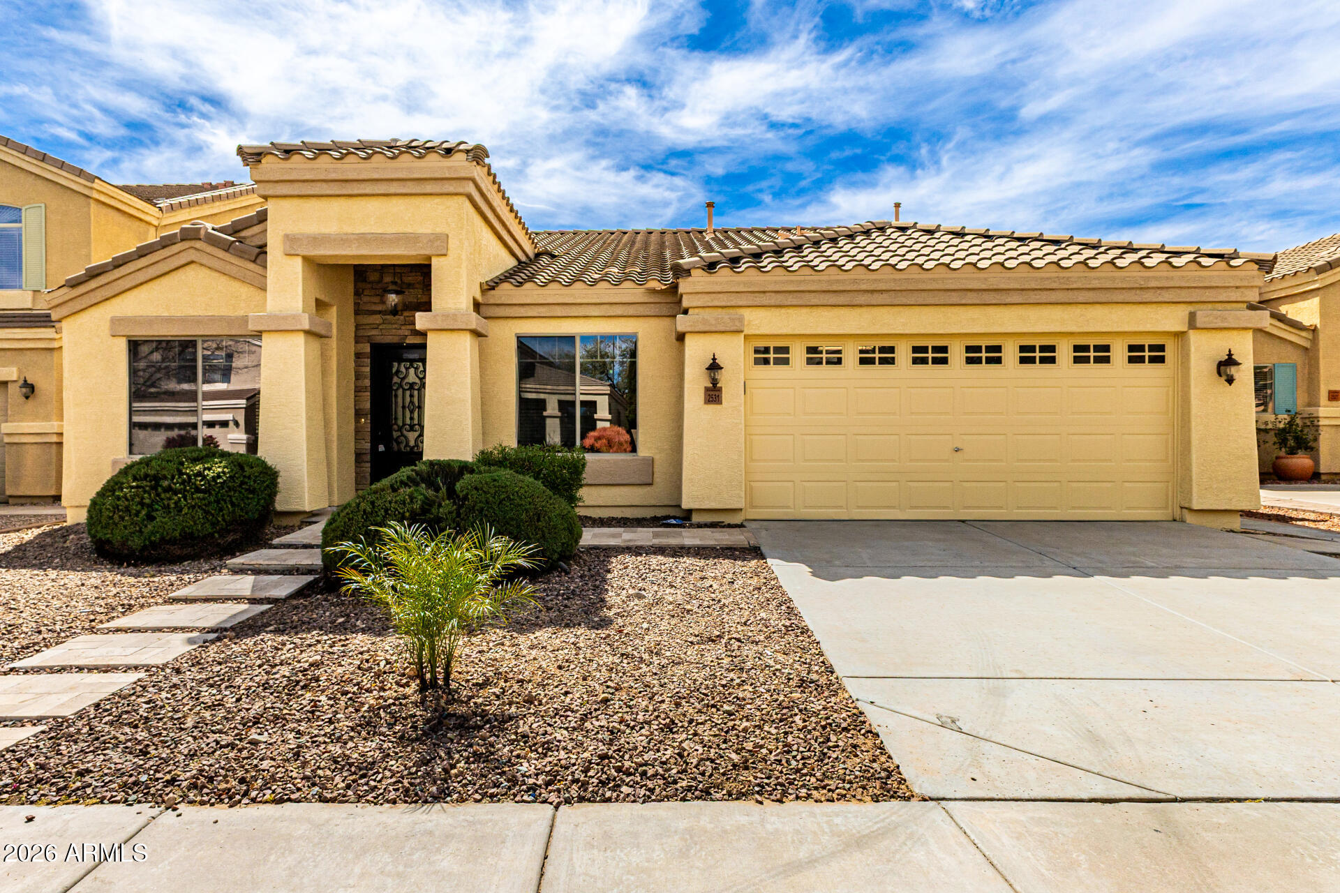 2531 East Electra Lane Phoenix, AZ 85024 - Photo 2 of 38 02-Electra