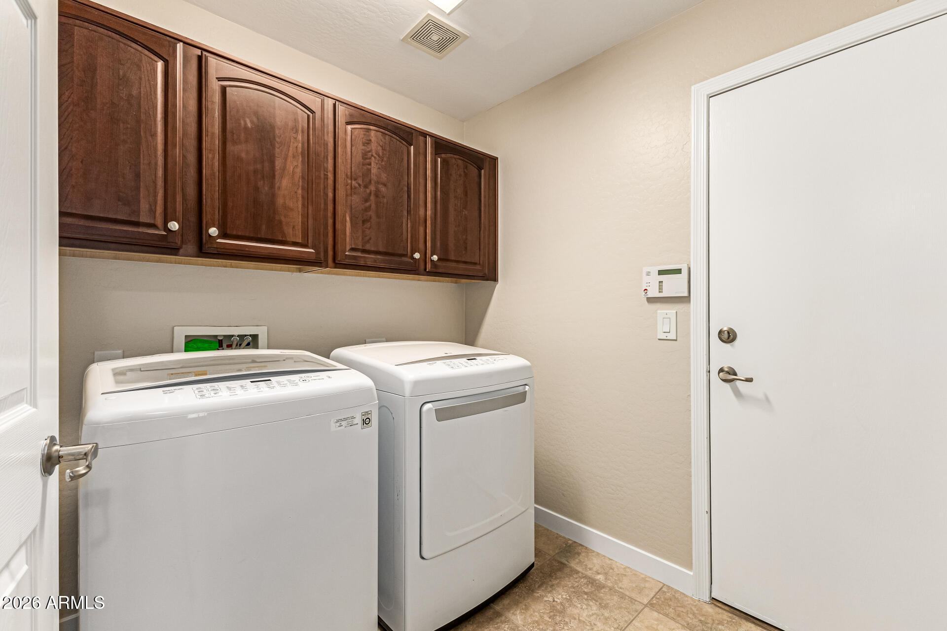 2531 East Electra Lane Phoenix, AZ 85024 - Photo 33 of 38 33-Electra