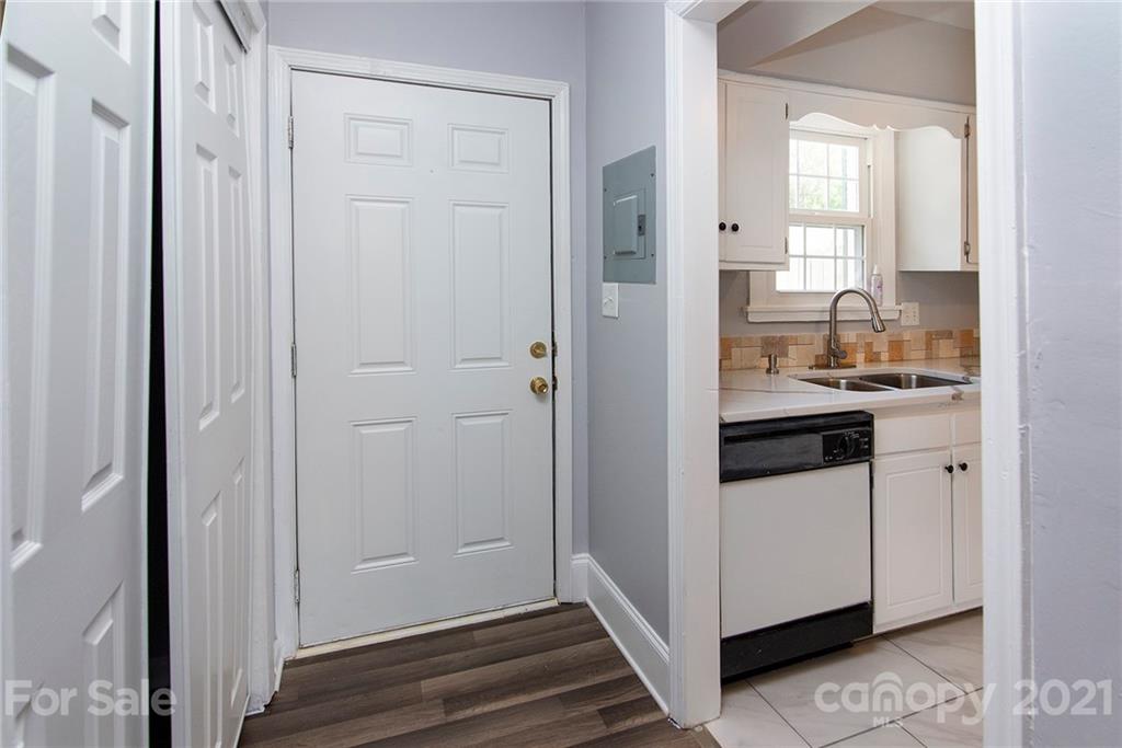 5829 Hunting Ridge Lane Charlotte, NC 28212 - Photo 14 of 18 Gallery Image 14