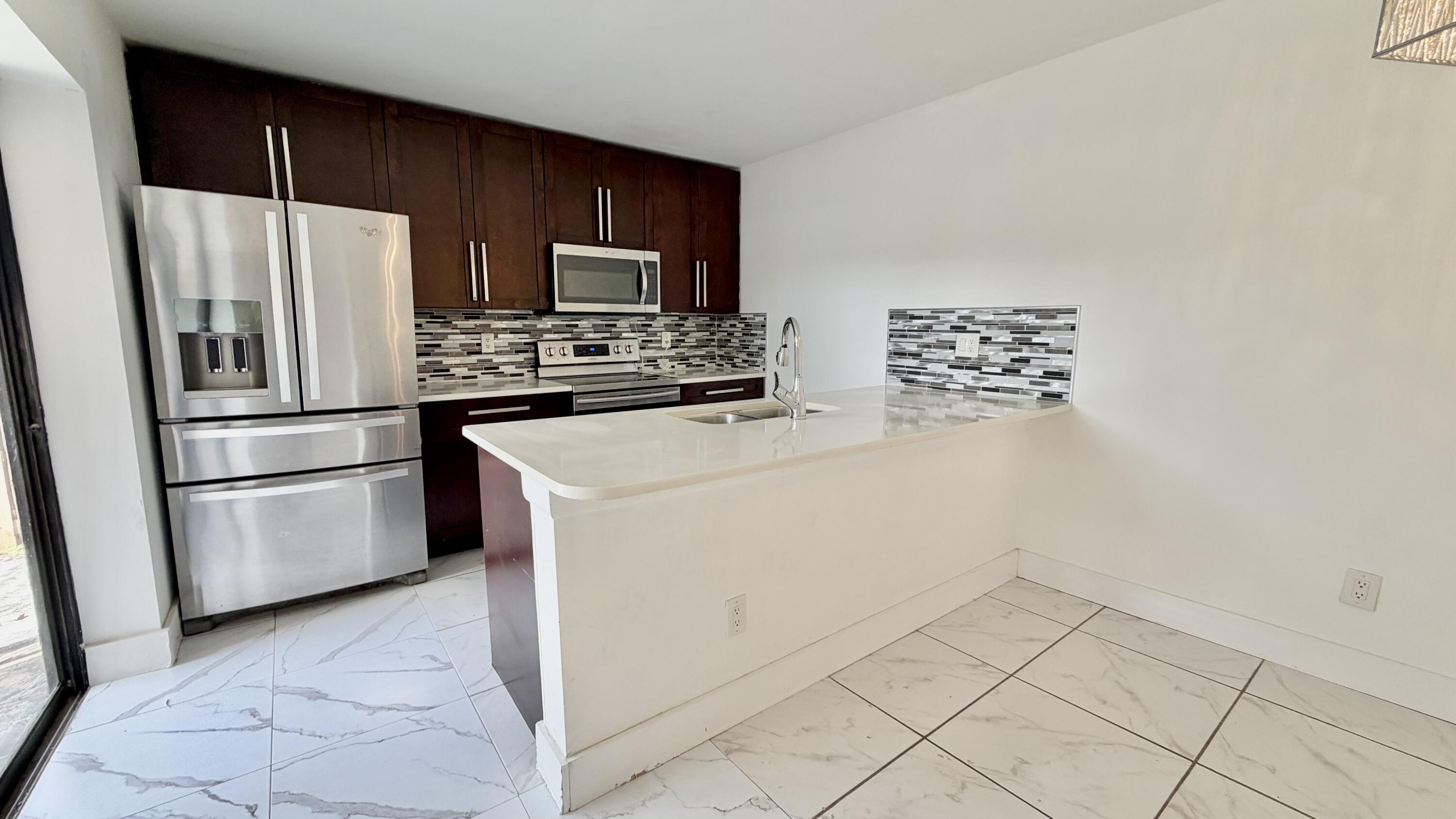 8365 Boca Rio Drive Boca Raton, FL 33433 - Photo 15 of 73 IMG_9129