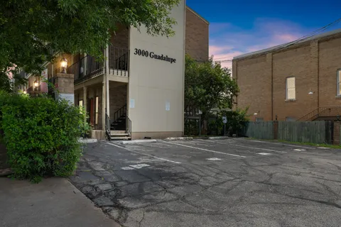 $165,000 | 3000 Guadalupe Street, Unit 102, Austin, TX 78705