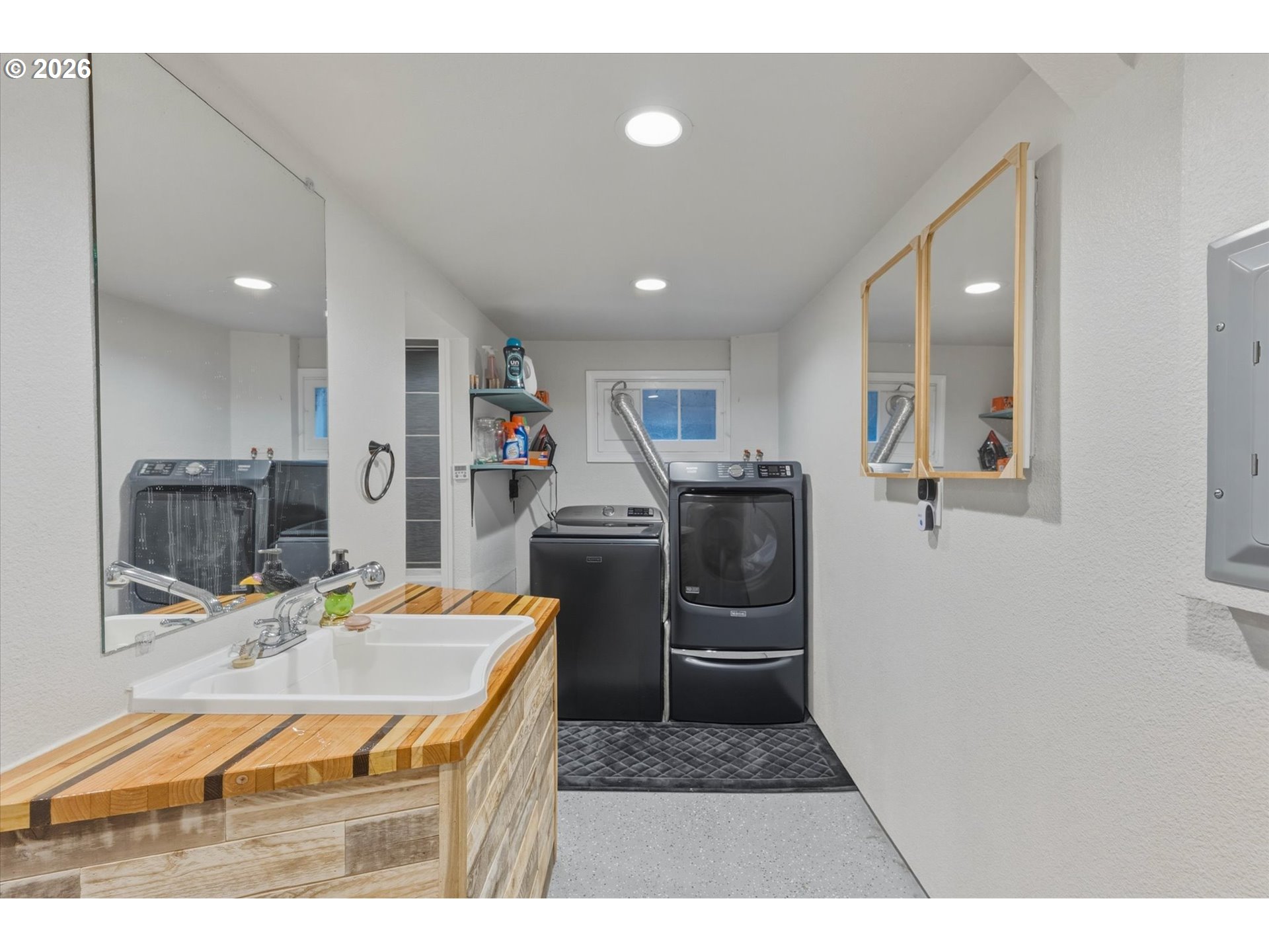 201 Carroll Road Kelso, WA 98626 - Photo 25 of 46 Bathroom